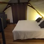 Les Accromagnon, Climatisation Vakantiehuis