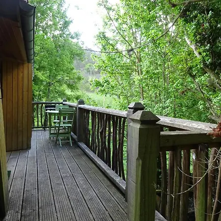 Les Accromagnon, Climatisation Dom wakacyjny