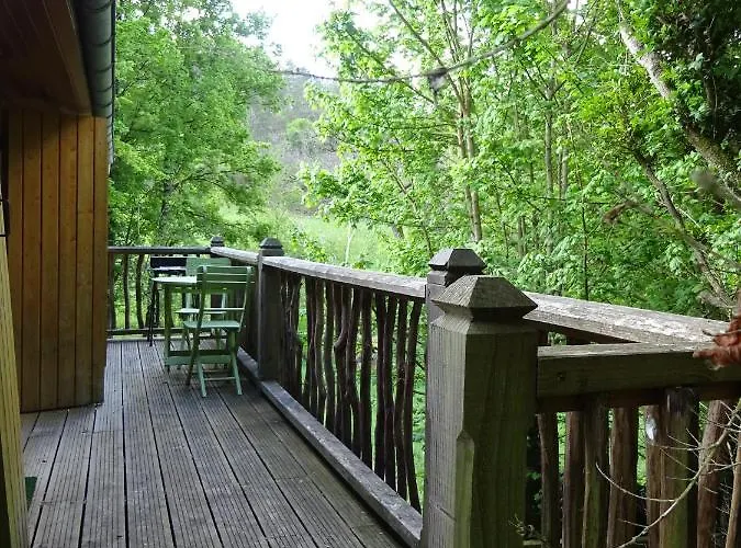 Les Accromagnon, Climatisation بيت للعطل